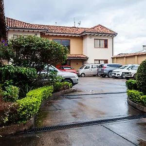 2* Hotel Calle Angosta