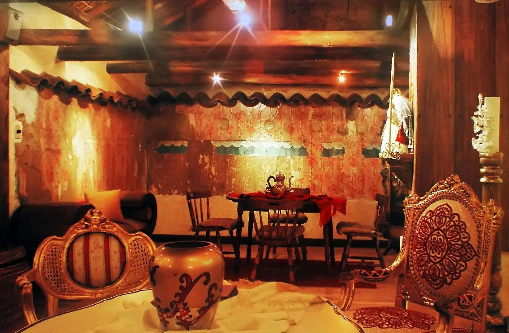 **** Hotel Morenica Del Rosario Cuenca Ecuador