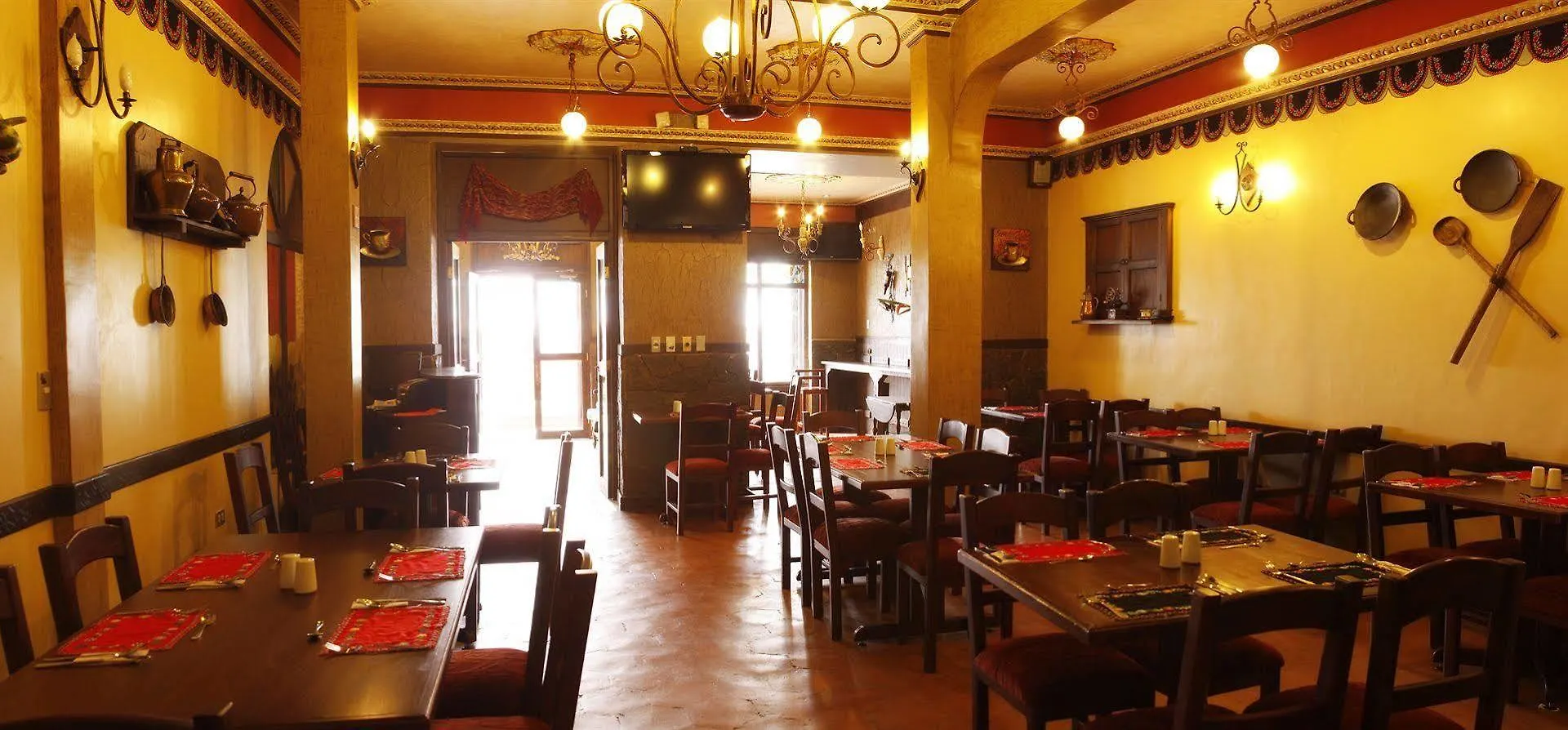 Morenica Del Rosario Cuenca Hotel